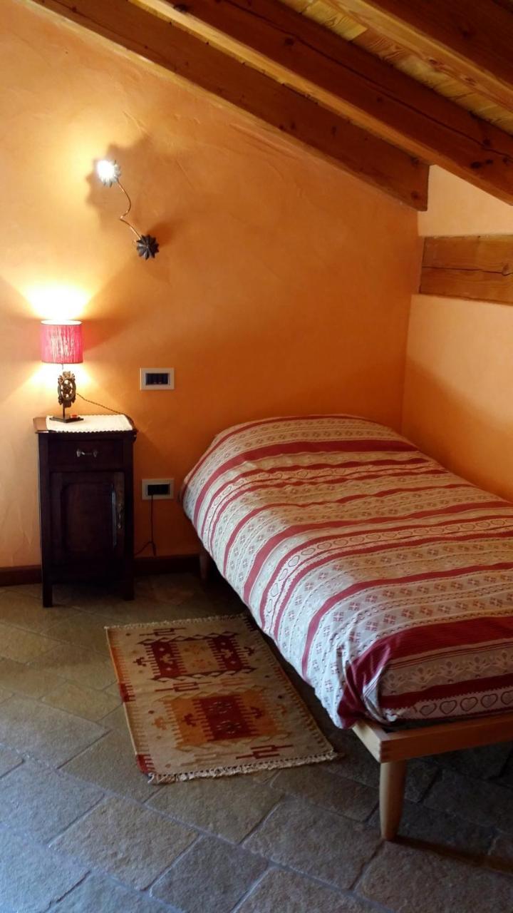 Il Rifugio Della Volpe Διαμέρισμα Introd Εξωτερικό φωτογραφία